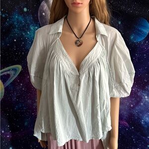 We The Free L puff sleeve top